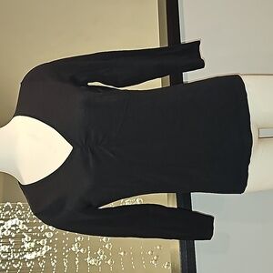 Ann Taylor Loft Super Soft Black V-neck Lightweight sweater Size Medium NWOT